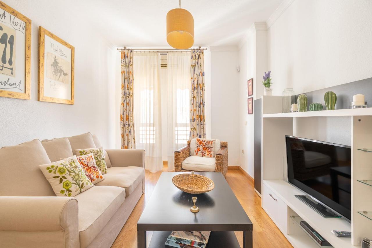 Amplio Apartamento Universidad By Renthas Malaga Zewnętrze zdjęcie