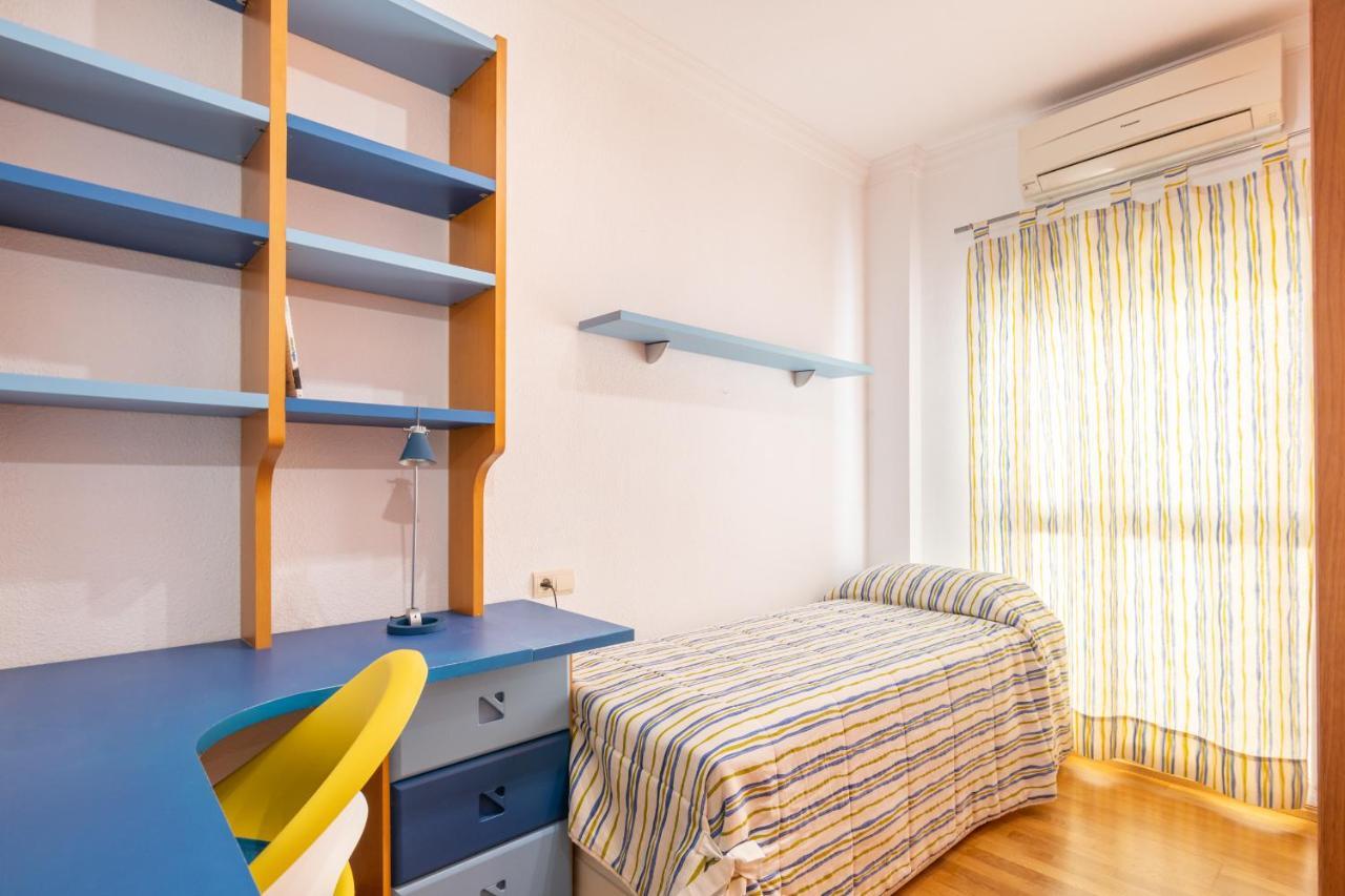 Amplio Apartamento Universidad By Renthas Malaga Zewnętrze zdjęcie