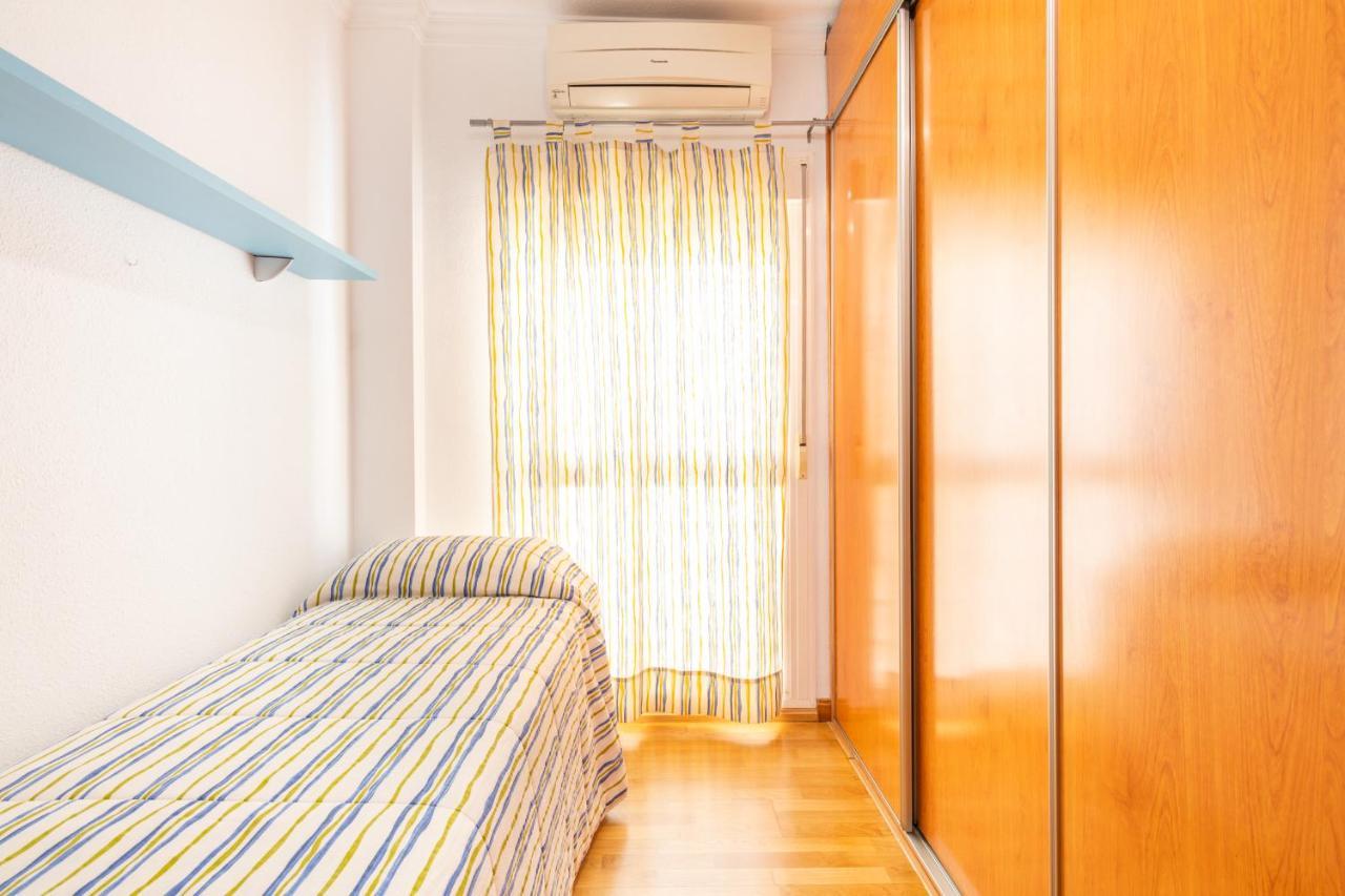 Amplio Apartamento Universidad By Renthas Malaga Zewnętrze zdjęcie